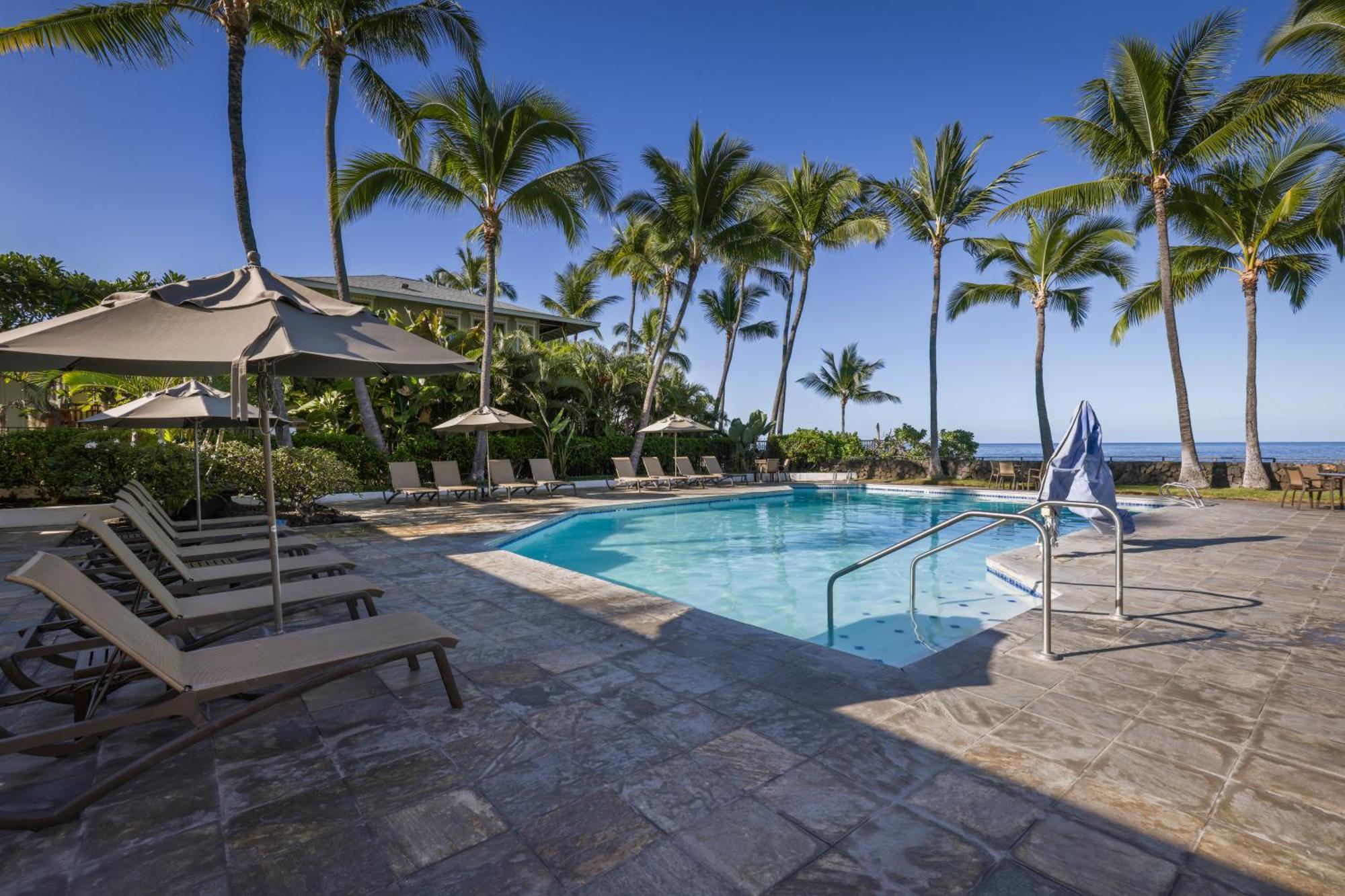 Royal Sea Cliff Kona By Outrigger - Select Your Unit Apartment