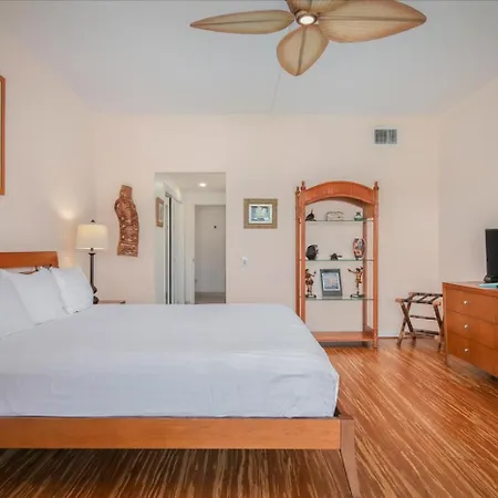 Royal Sea Cliff Kona By Outrigger - Select Your Unit Kailua-Kona Room photo