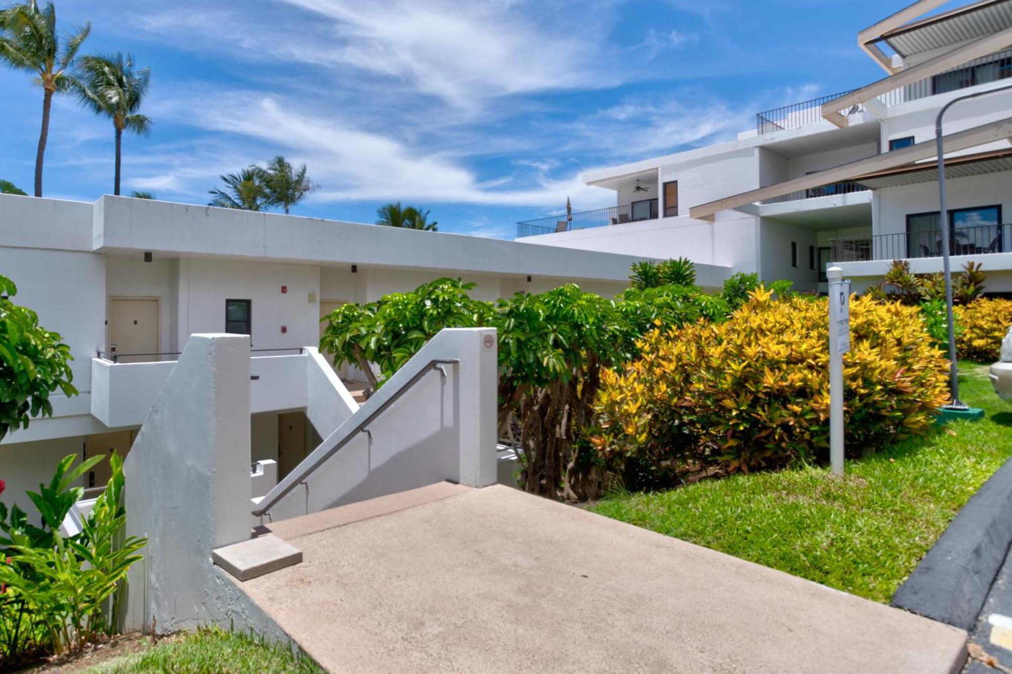 Royal Sea Cliff Kona By Outrigger - Select Your Unit Apartment Kailua-Kona