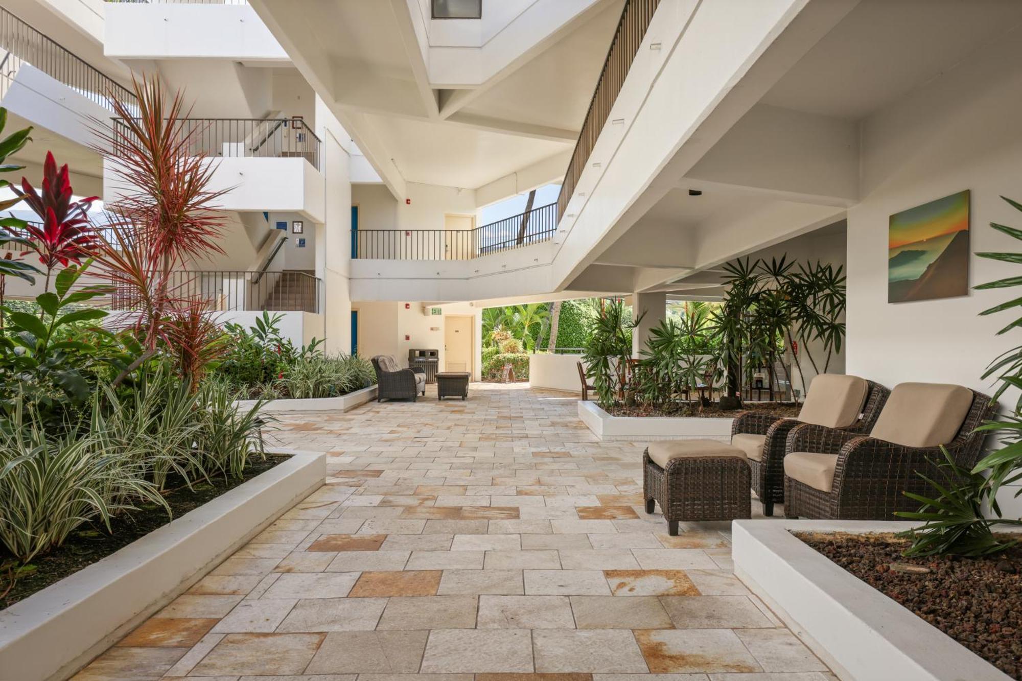 Royal Sea Cliff Kona By Outrigger - Select Your Unit