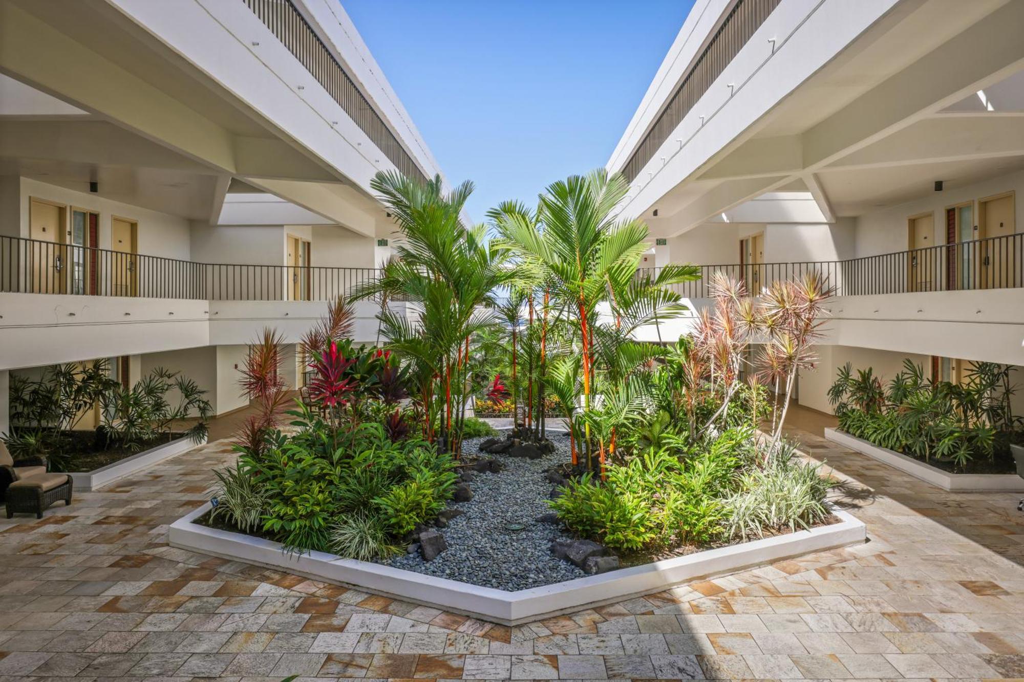 Royal Sea Cliff Kona By Outrigger - Select Your Unit Apartment Kailua-Kona